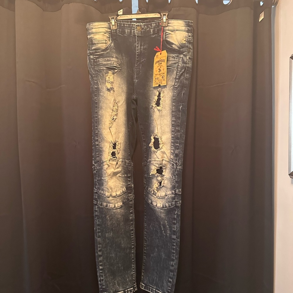 Men’s Jeans 36 x 34.